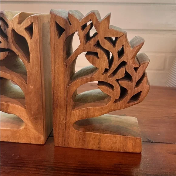 Wooden Tree Bookends - Picture 4 of 10